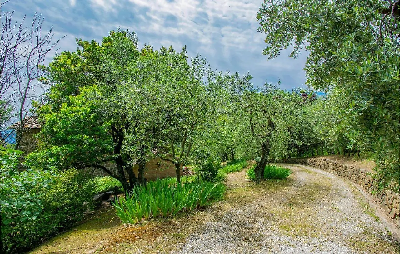 Lovely Home In Buggiano With Kitchen Massa e Cozzile Holiday home